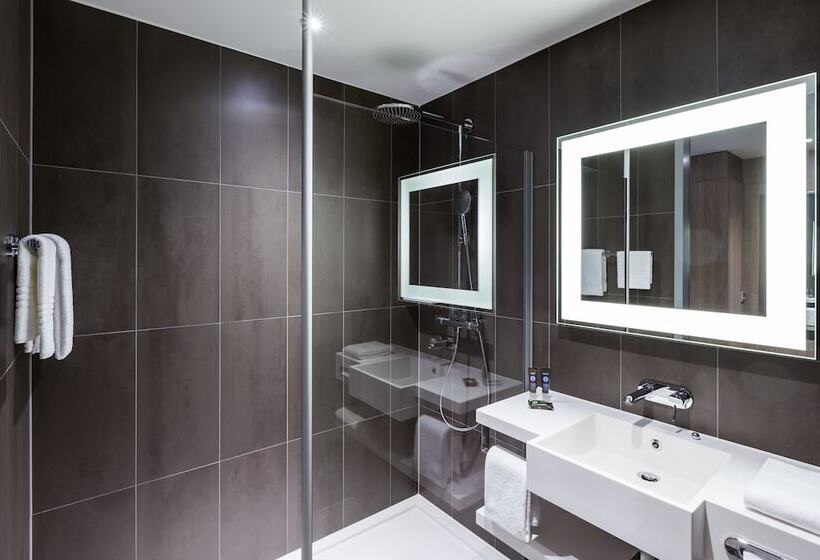 Executive Rum, Novotel London Waterloo