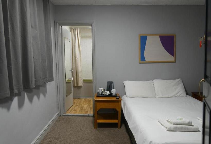 Номер Стандарт, Royal Hotel Kettering