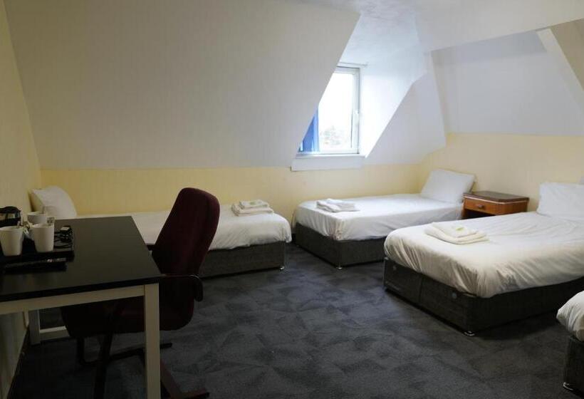 スタンダード4人部屋, Royal Hotel Kettering