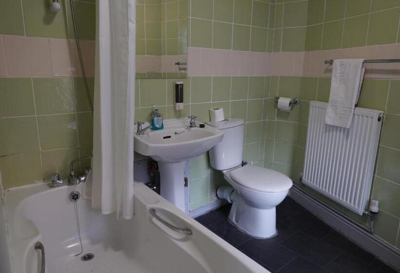 スタンダード4人部屋, Royal Hotel Kettering