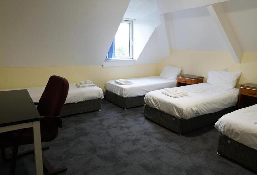 スタンダード4人部屋, Royal Hotel Kettering