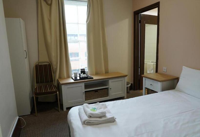 Номер Стандарт, Royal Hotel Kettering