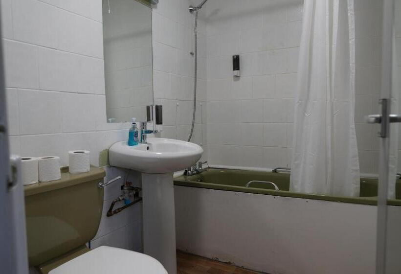 スタンダードトリプルルーム, Royal Hotel Kettering