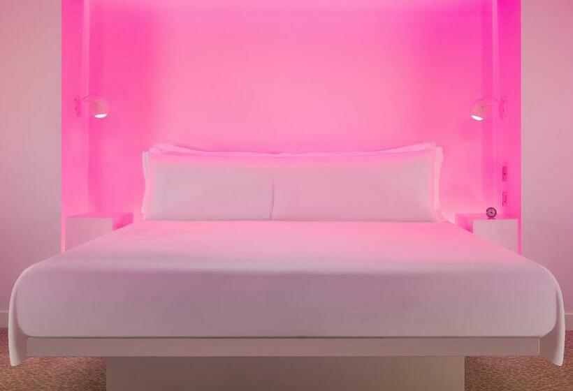 סוויטת ג'וניור, St Martins Lane London