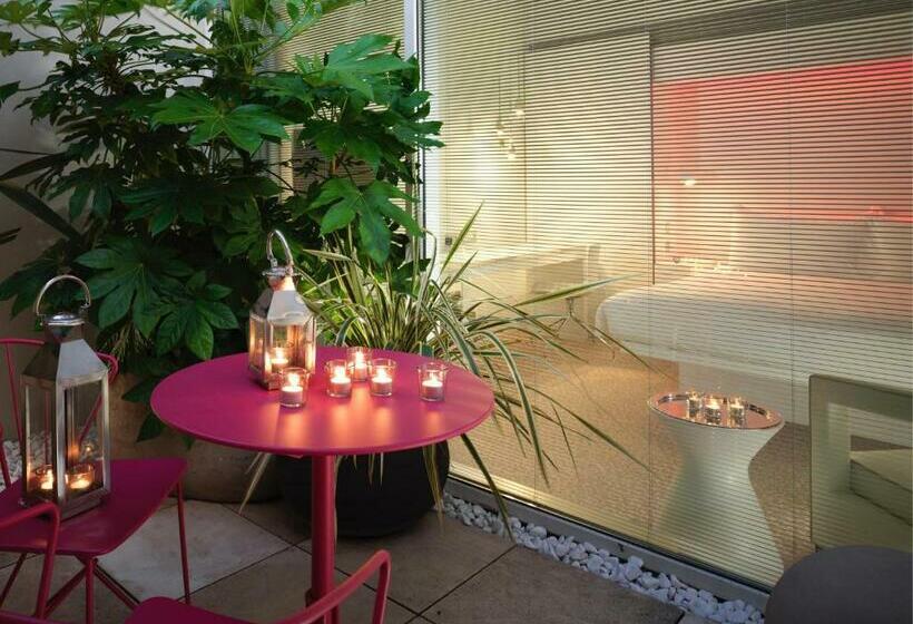 חדר דלוקס נוף לגינה, St Martins Lane London