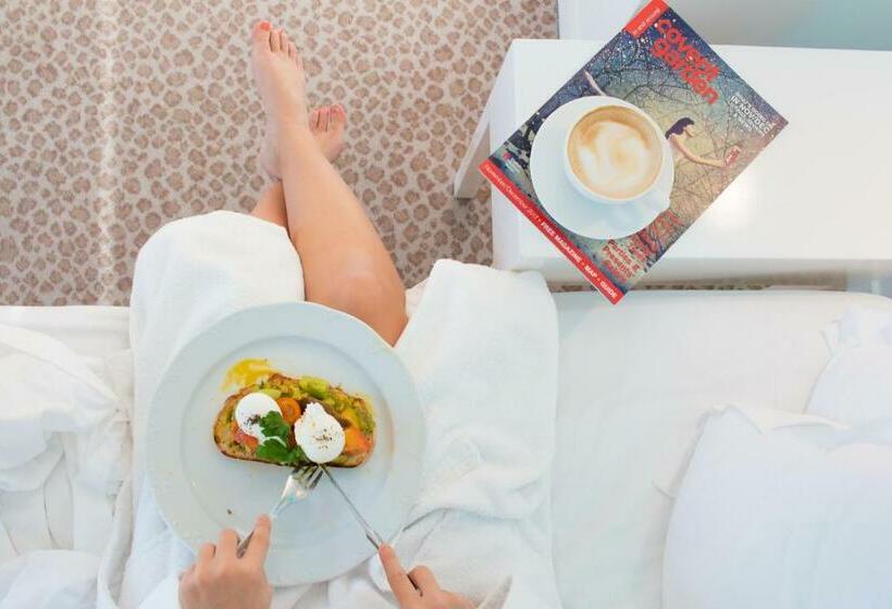 חדר סופריור, St Martins Lane London