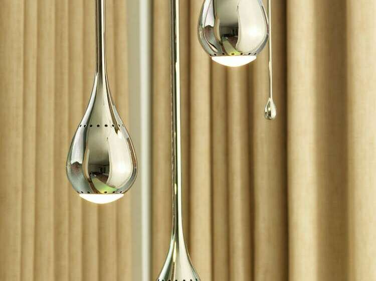 חדר סופריור, St Martins Lane London