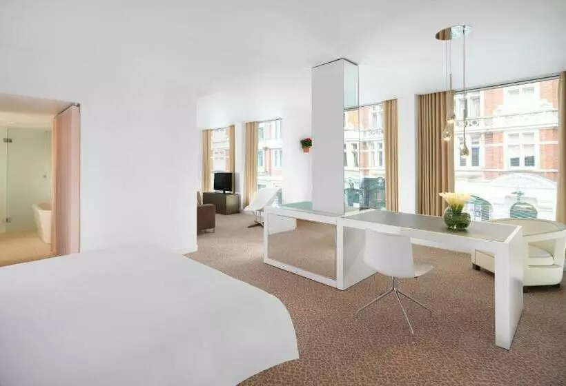 Sviitti, St Martins Lane London