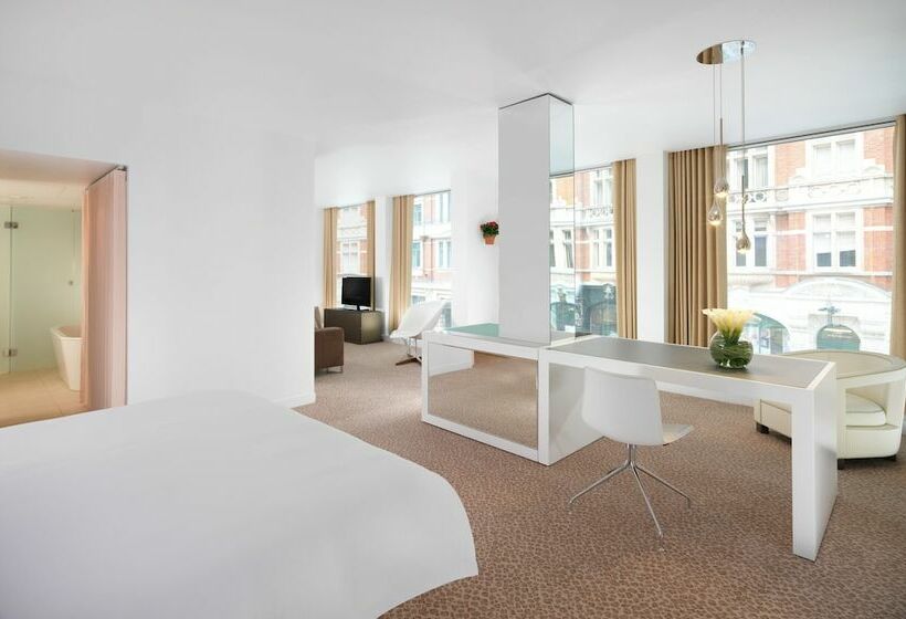 סוויטה, St Martins Lane London