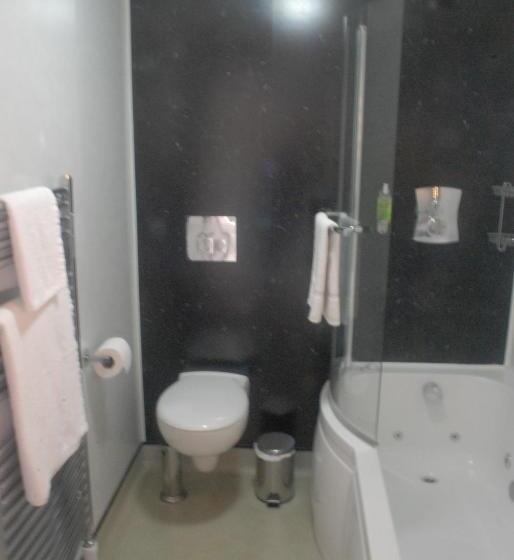 غرفة ديلوكس عائلية, The Radnorshire Arms