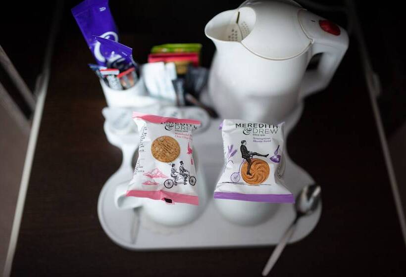 Номер Стандарт, Waterfoot