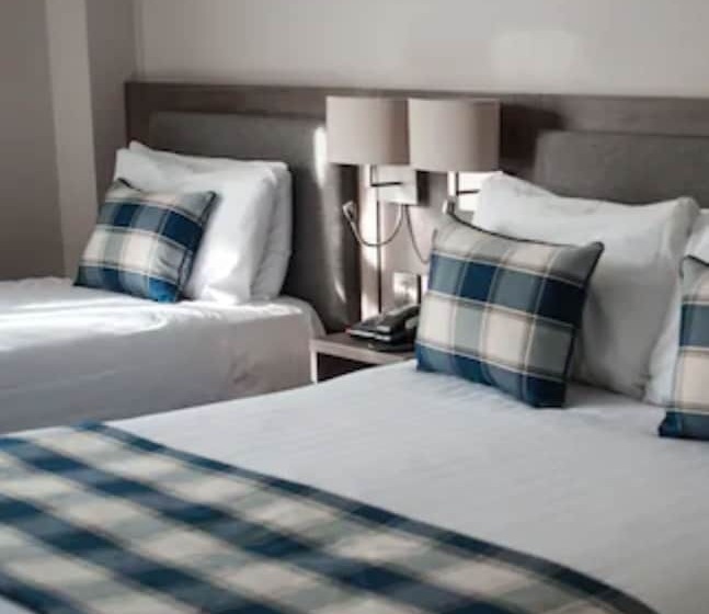 Семейный Номер, Waterfoot