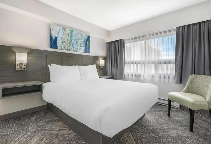 クイーンサイズベッドのスイートルーム, Best Western Prince George Downtown