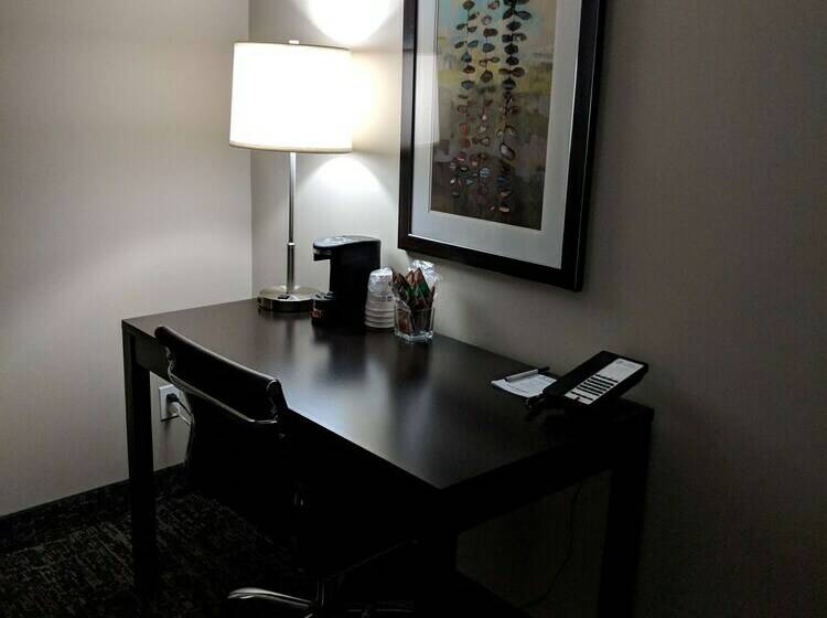 غرفة قياسية, Best Western Swan Castle Inn