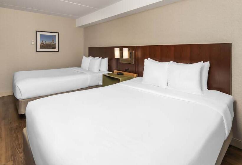 스탠다드 룸 더블 침대 2개, Comfort Inn West