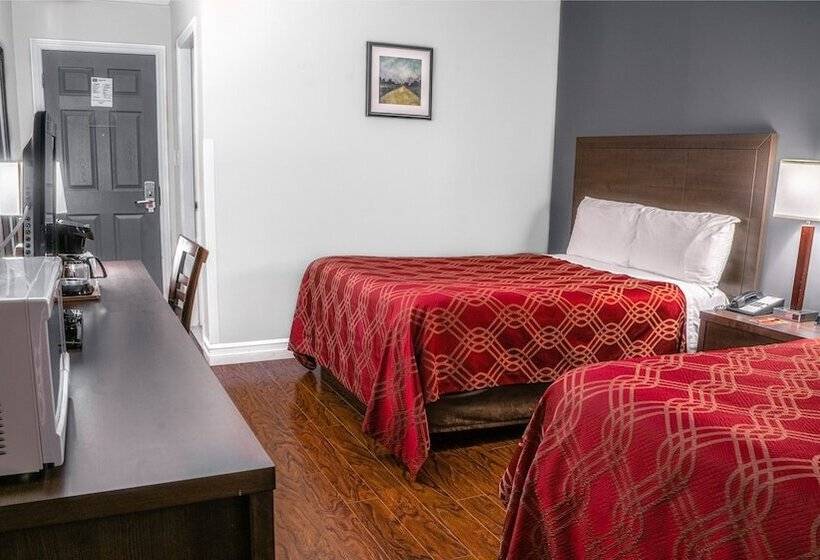 带2个双人床的标准工作室, Econo Lodge Miramichi