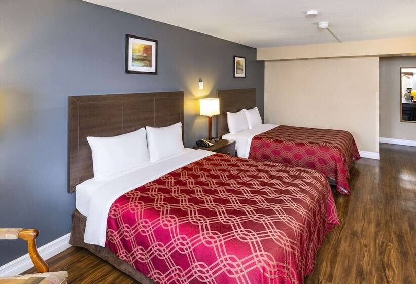 غرفه قياسيه سريرين مزدوجين, Econo Lodge Miramichi