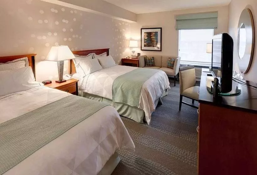 ２ダブルベッドのスタンダードルーム, Radisson Hotel & Suites Fallsview