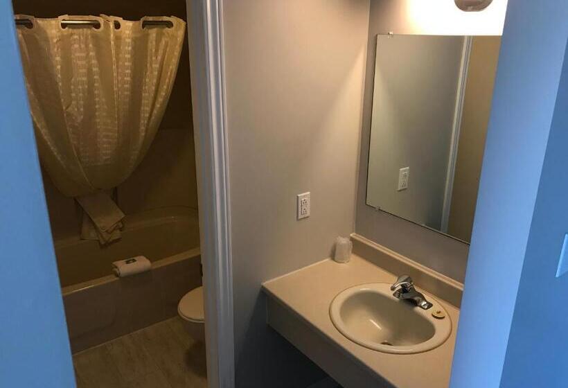 标准间, The Auberge Inn