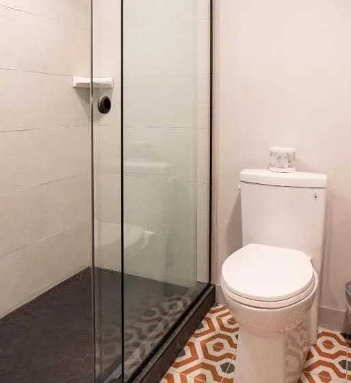 اتاق سوپریور با تخت بزرگ, The Dorothy Motel