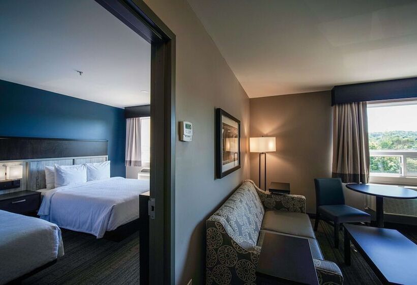 スイート, Best Western Plus Chocolate Lake Hotel   Halifax