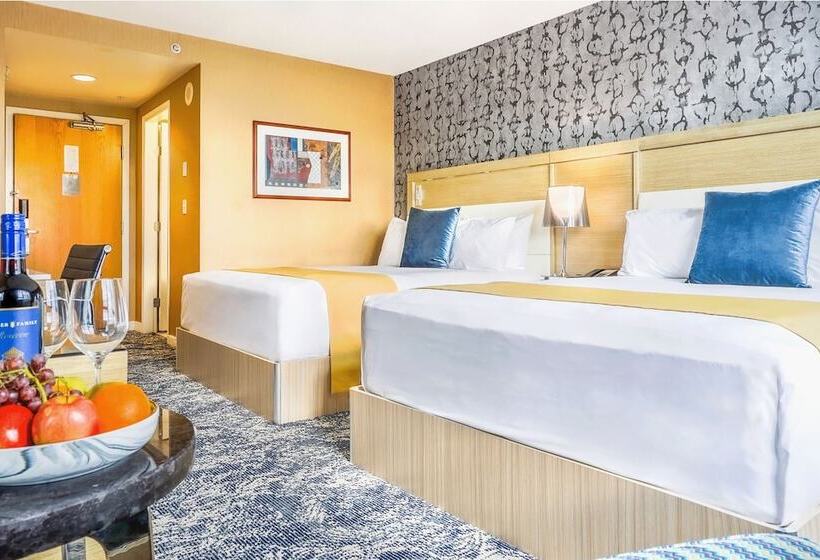 חדר דלוקס, Executive Plaza Hotel & Conference Centre, Metro Vancouver