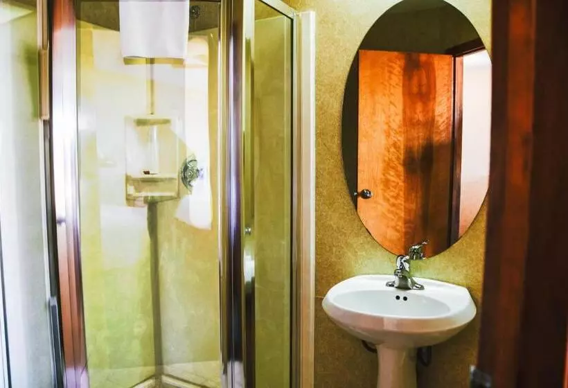 Suite, Stony Plain Inn & Suites