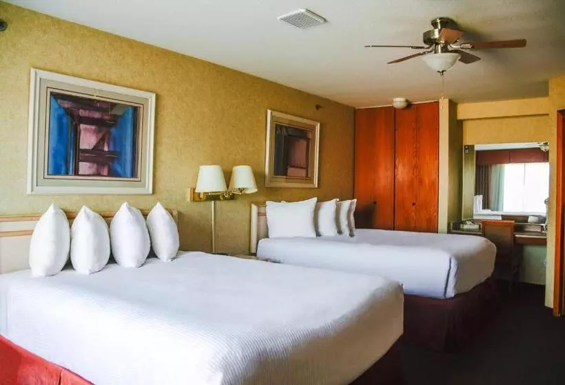 Suite, Stony Plain Inn & Suites