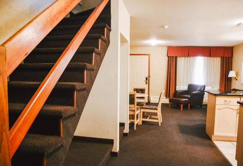 Süit, Stony Plain Inn & Suites