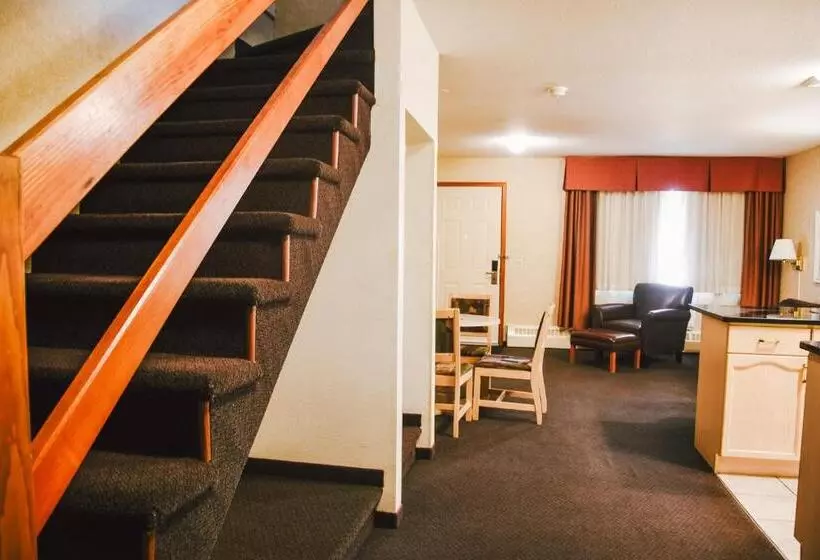 Suite, Stony Plain Inn & Suites