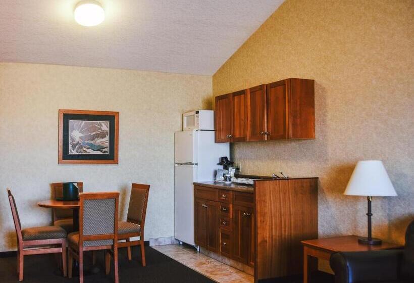 Deluxe Stúdió Szoba, Stony Plain Inn & Suites