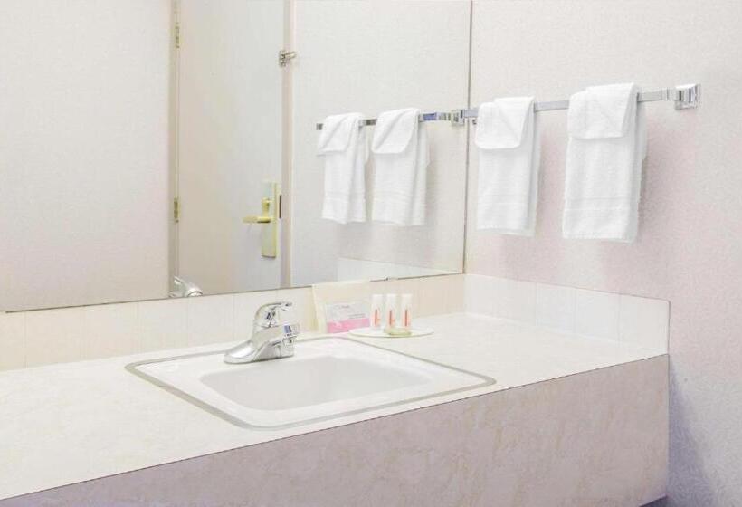 غرفة قياسية, Super 8 By Wyndham Lethbridge