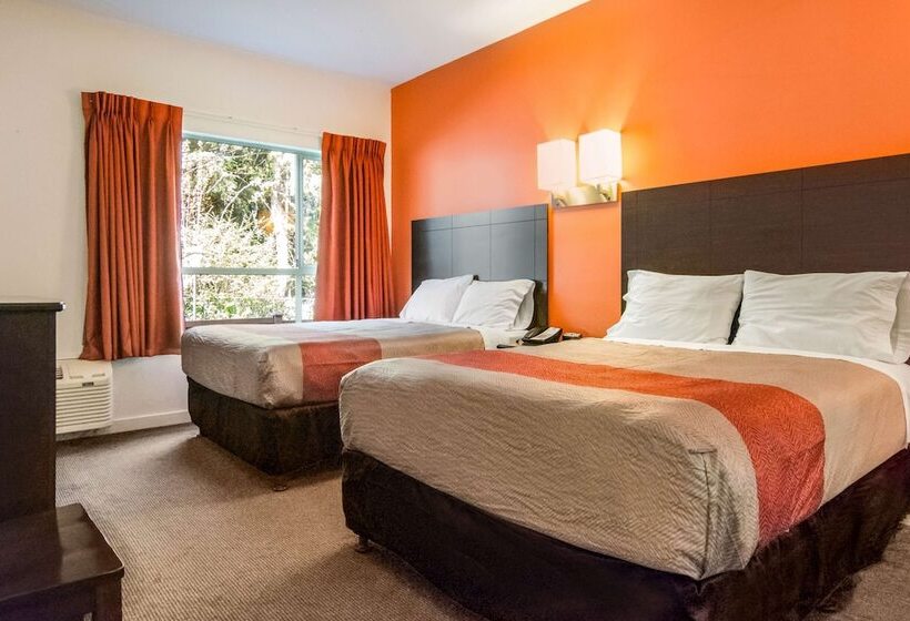غرفه قياسيه سريرين مزدوجين, Motel 6 Surrey, Bc