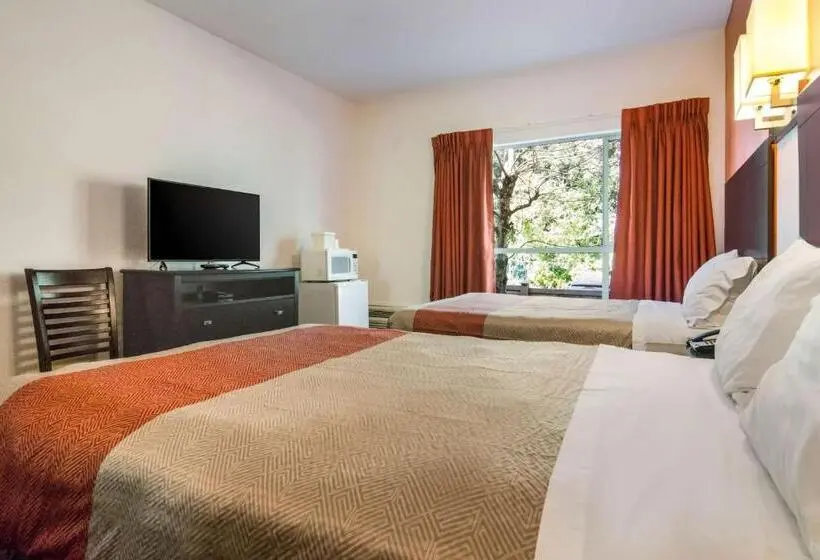 デラックススイート, Motel 6 Surrey, Bc