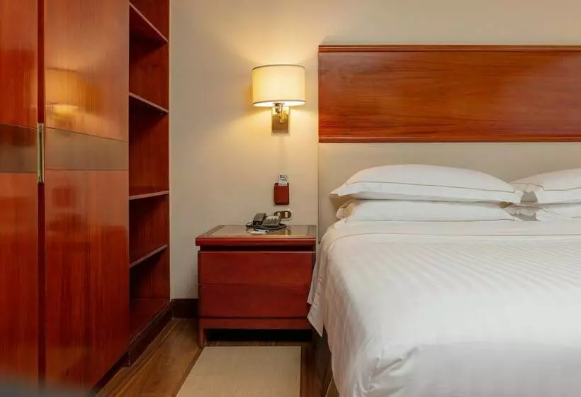 سوئیت پریمیوم, Barceló San José