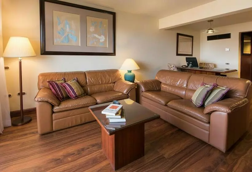 سوئیت پریمیوم, Barceló San José