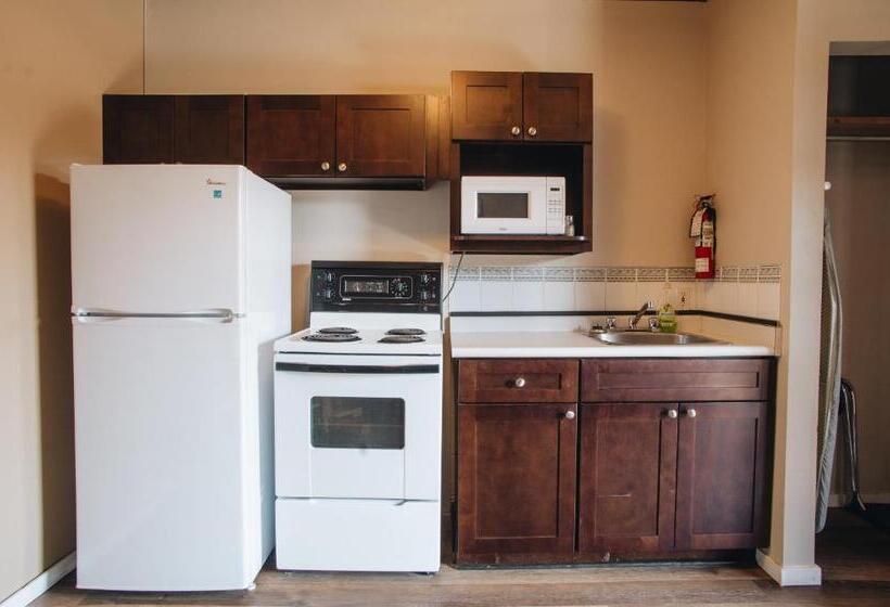 سوییت, Canadas Best Value Inn And Suites Fernie