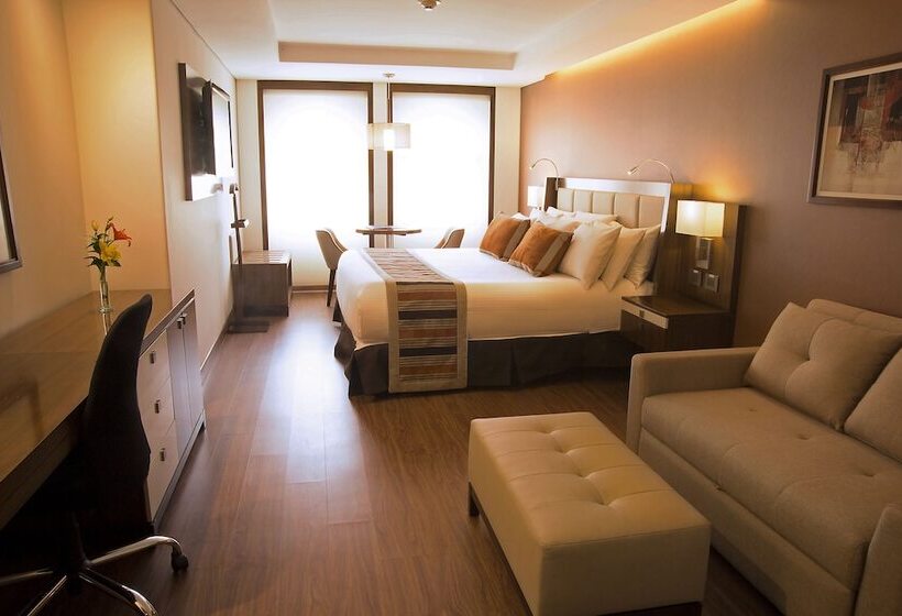Номер Superior, Dann Carlton Bogota
