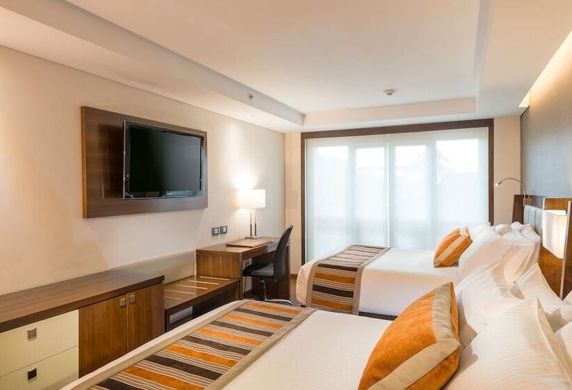 标准间, Dann Carlton Bogota