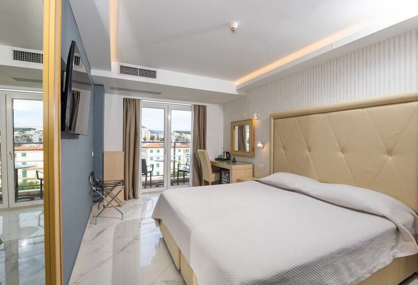 公園の見えるスタンダードルーム, Grand Hotel Park