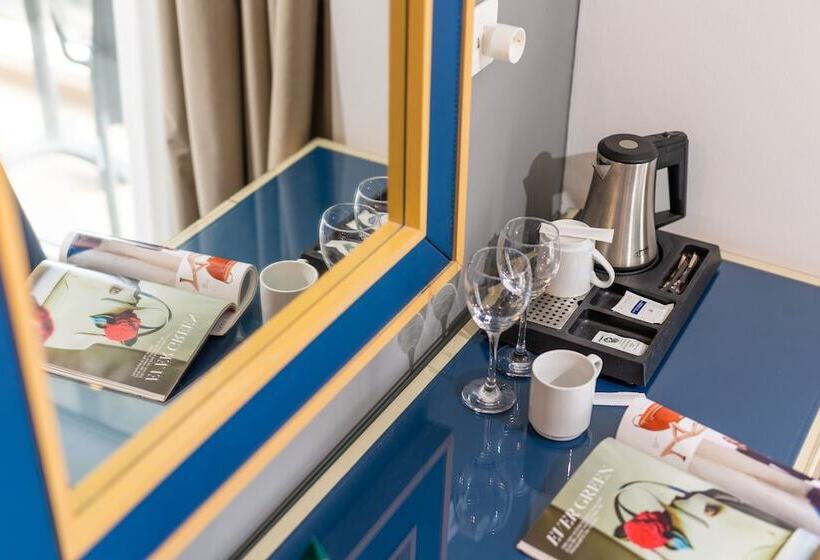 オーシャンビュースタンダードルームバルコニー付き, Grand Hotel Park