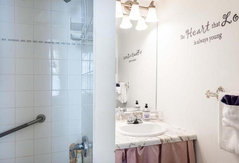 スタンダードルーム, Stone Maiden Inn