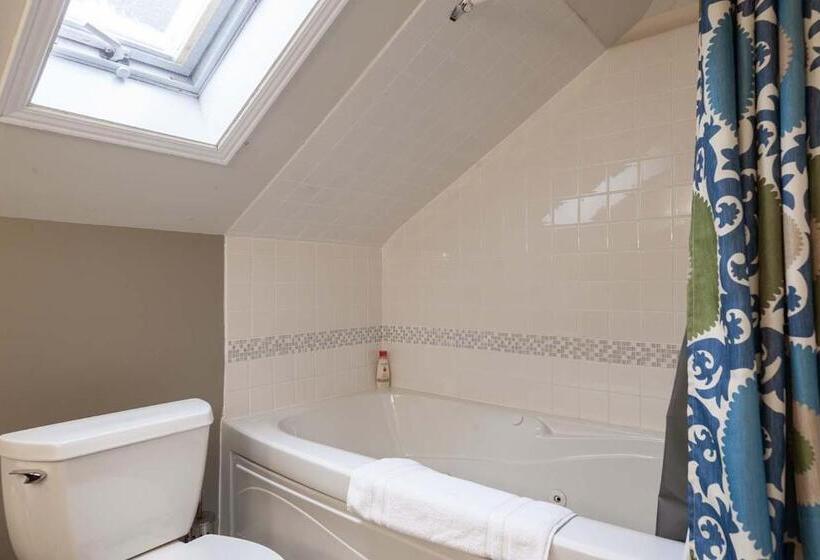 キングサイズベッドのスイートルーム, Stone Maiden Inn