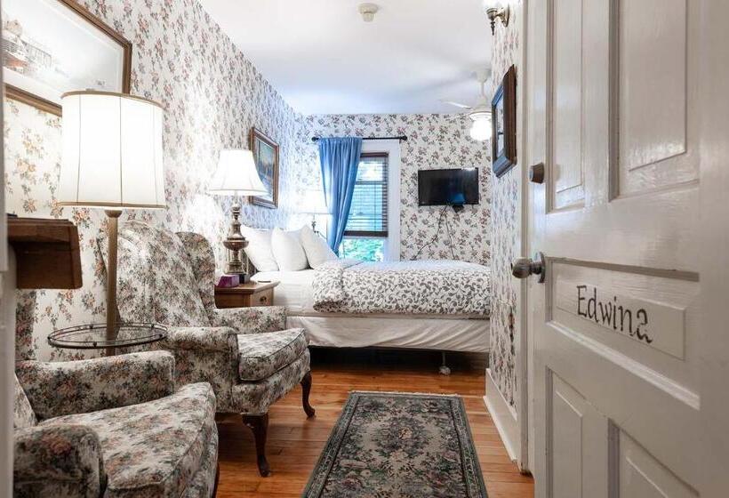 キングサイズベッドのデラックスルーム, Stone Maiden Inn