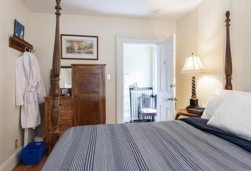 ベーシックルーム, Stone Maiden Inn