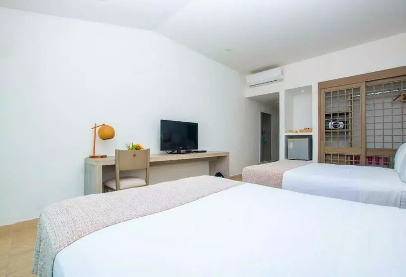 اتاق لوکس خانوادگی, Tamaca Beach Resort