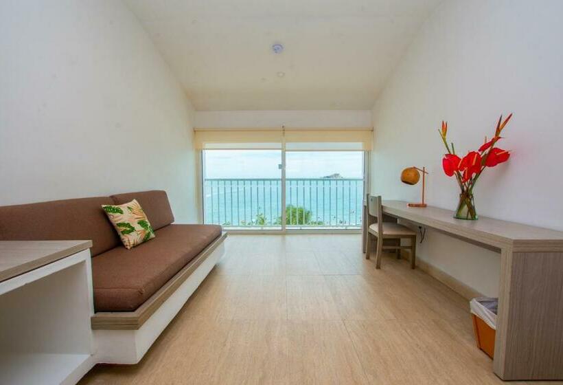 جناح جونيور, Tamaca Beach Resort