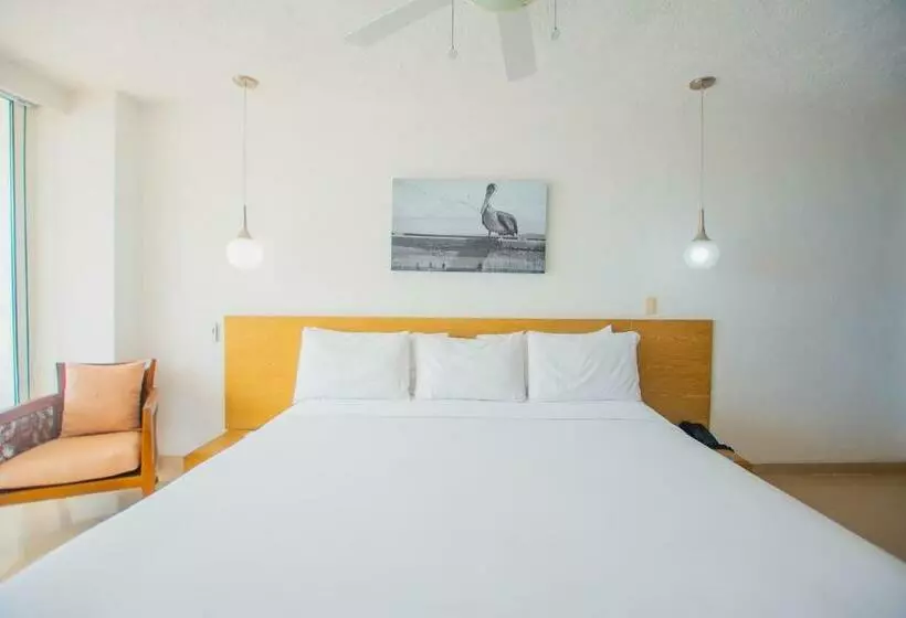 سوییت جونیور, Tamaca Beach Resort