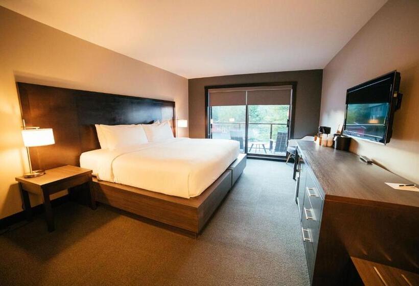 디럭스 룸, Tofino Resort + Marina