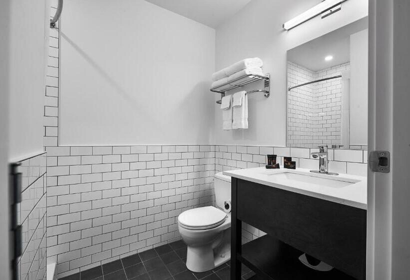 스탠다드 룸, Tofino Resort + Marina